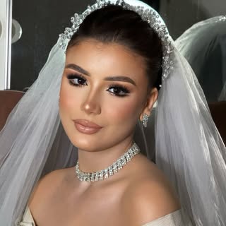 Hend_Mua
