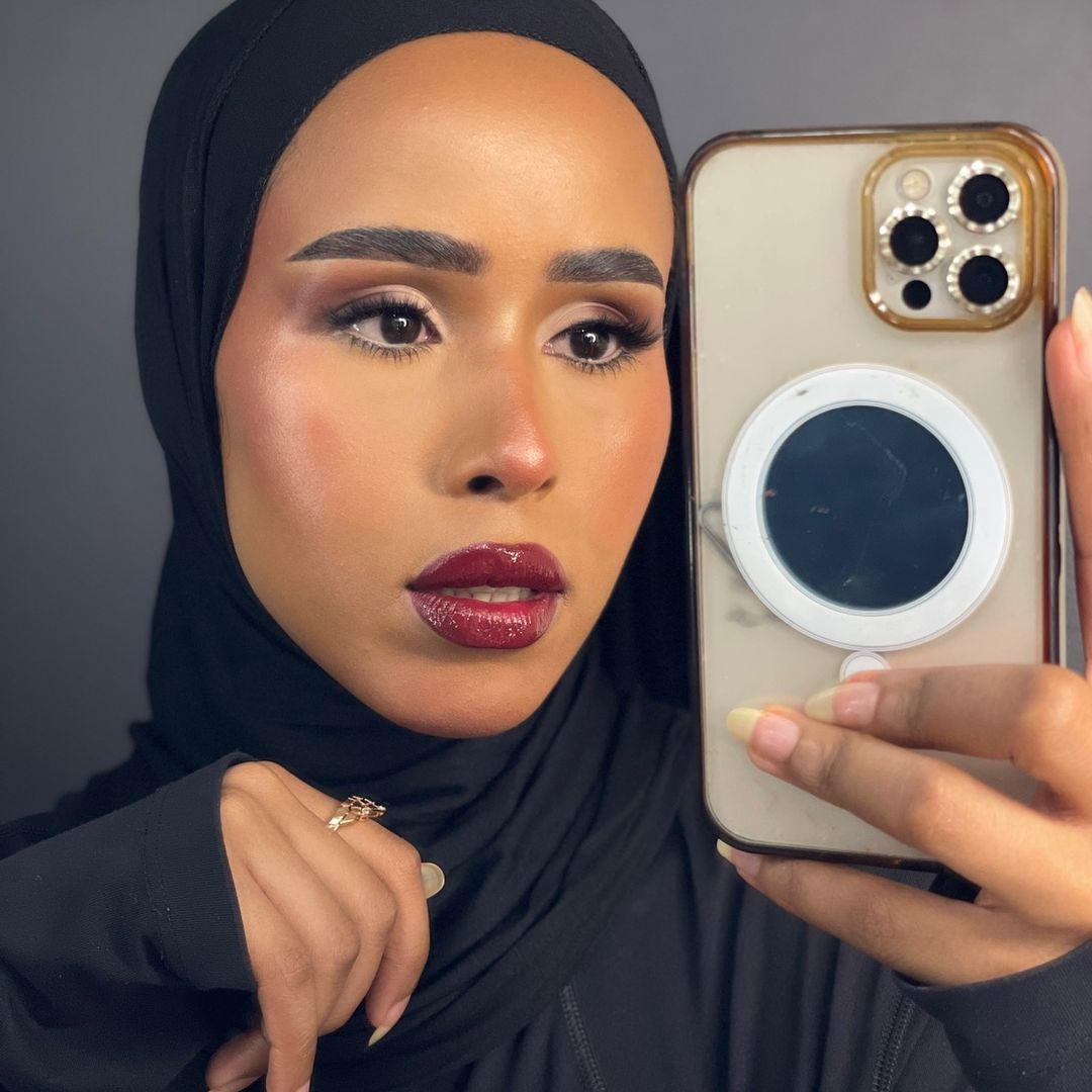 ملاك_ميكب_ ارتست