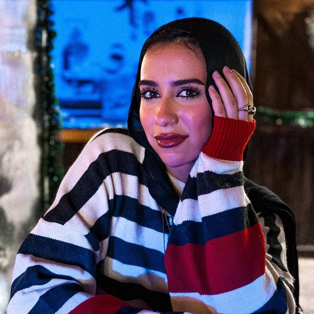 عليا